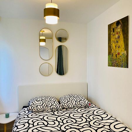 Joli Appartement Renove Incluant Parking A 10 Min De Paris Nanterre Extérieur photo
